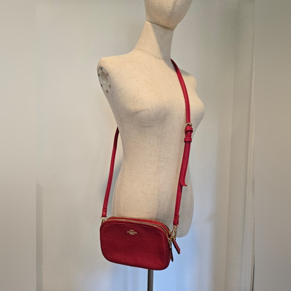 Coach camera crossbody red bag